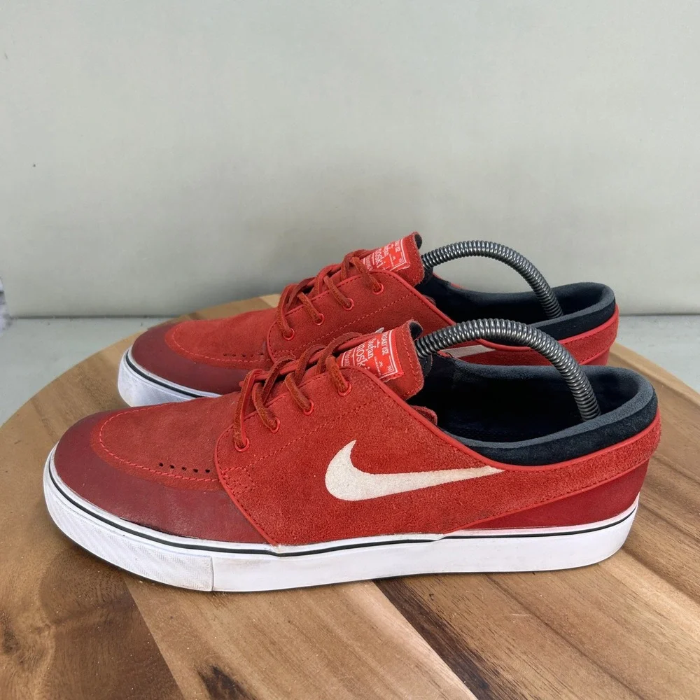 Nike SB Stefan Janoski Red Suede Skate Shoes 631298-616 Mens Size 10.5